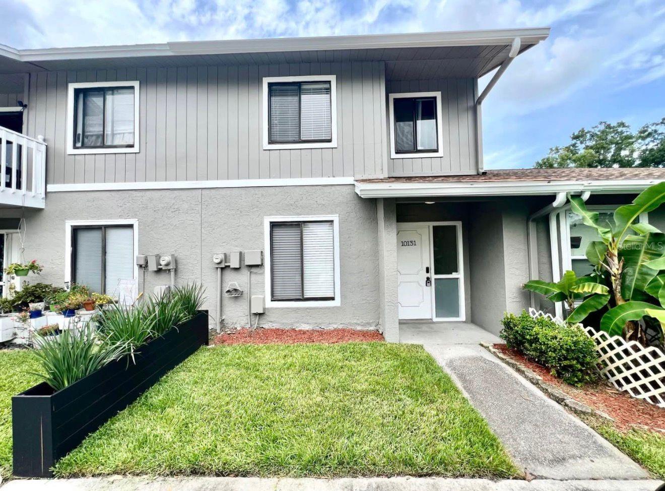 CARROLLWOOD OAKS - Residential