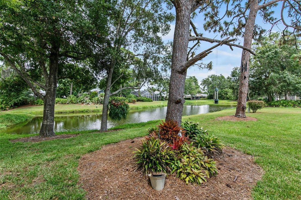 Photo of 7319 Eleanor Circle, Sarasota, FL 34243 (MLS # O6341195)