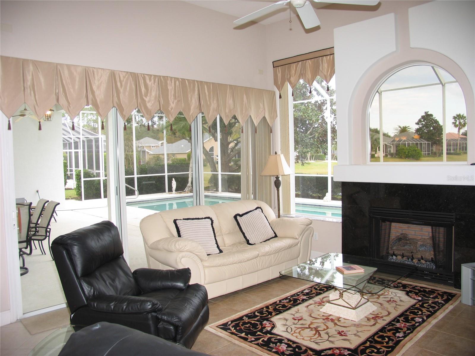 4 LAKEWOOD DRIVE