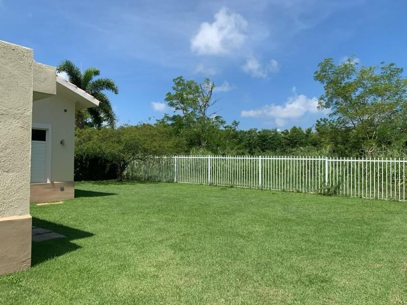 PALMAS PLANTATION - Residential Lease