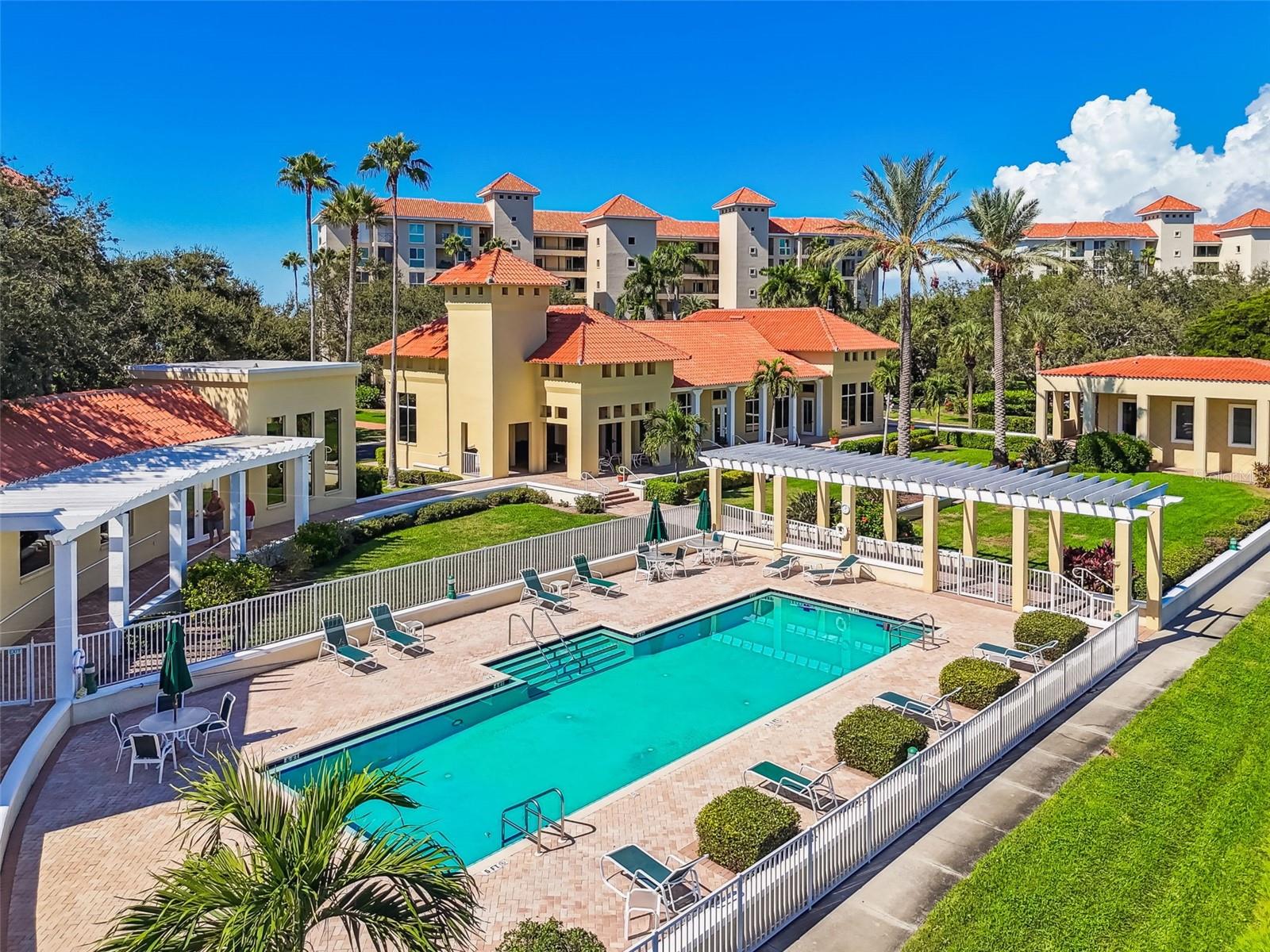 DOLPHIN CAY-PHASE 1 - Residential