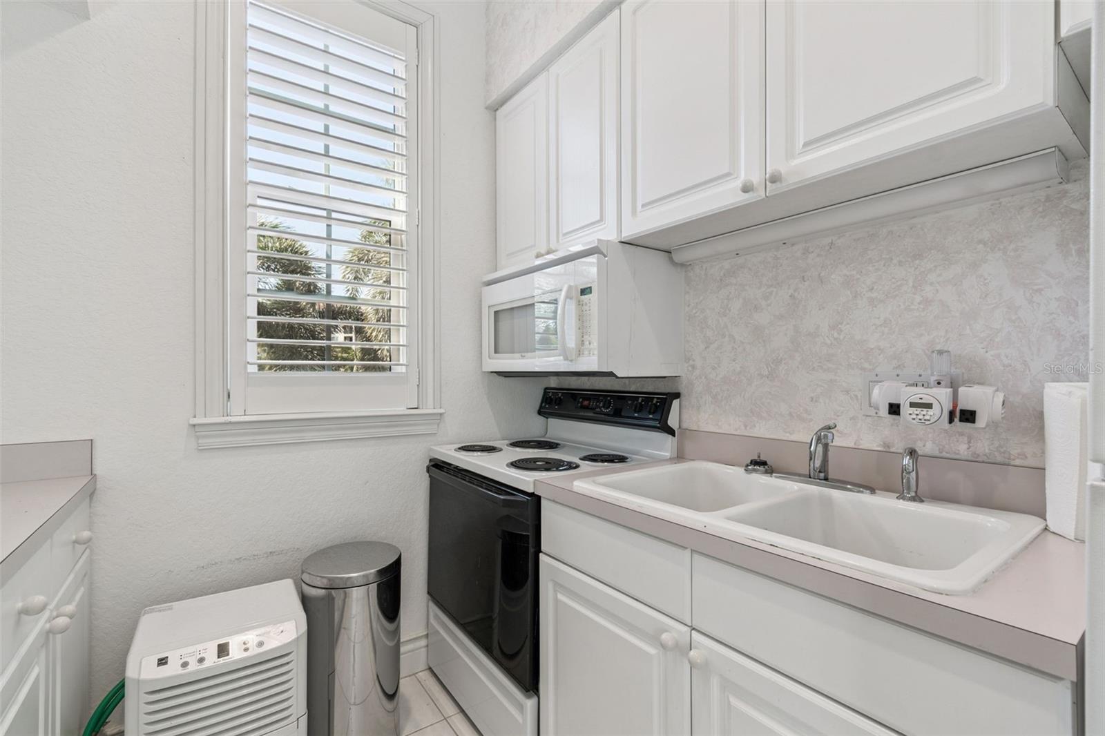 DOLPHIN CAY-PHASE 1 - Residential