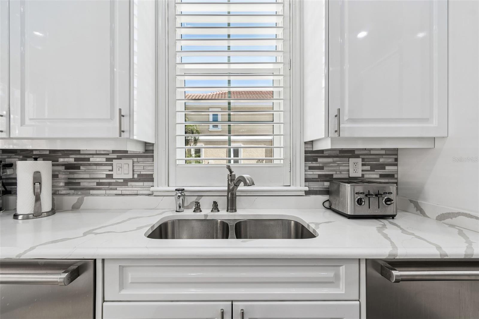 DOLPHIN CAY-PHASE 1 - Residential