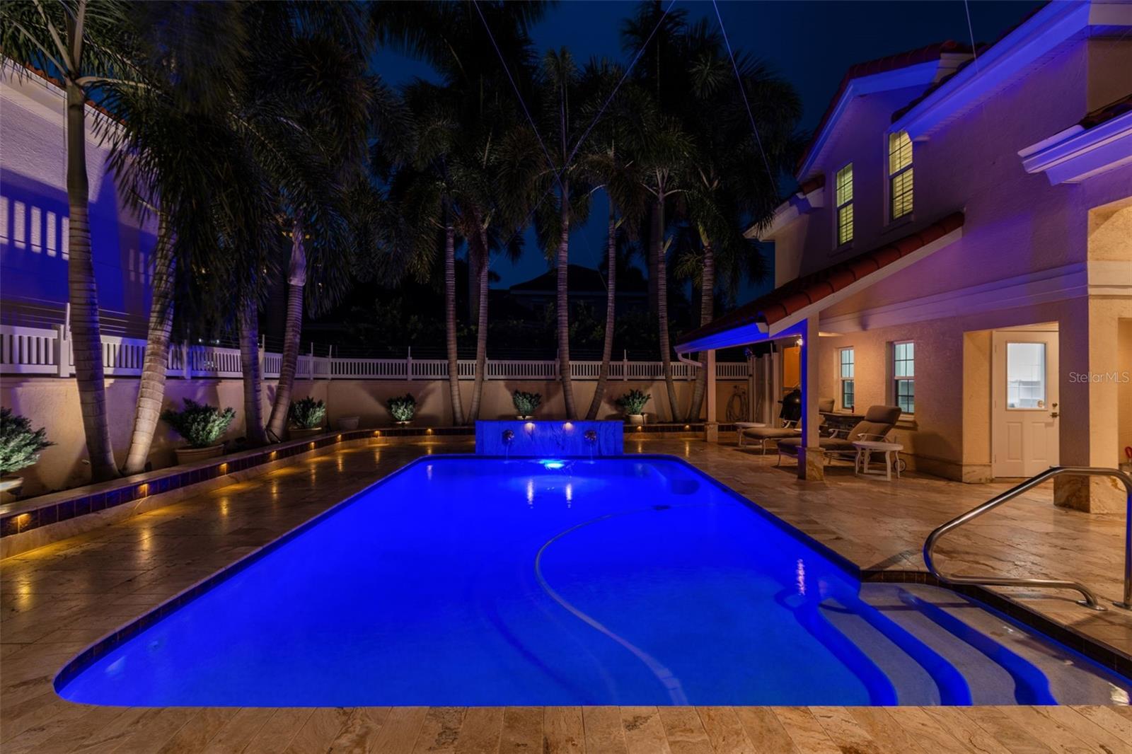 DOLPHIN CAY-PHASE 1 - Residential