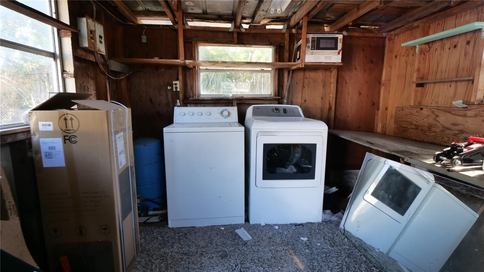 HOLLYWOOD GARDENS - Residential