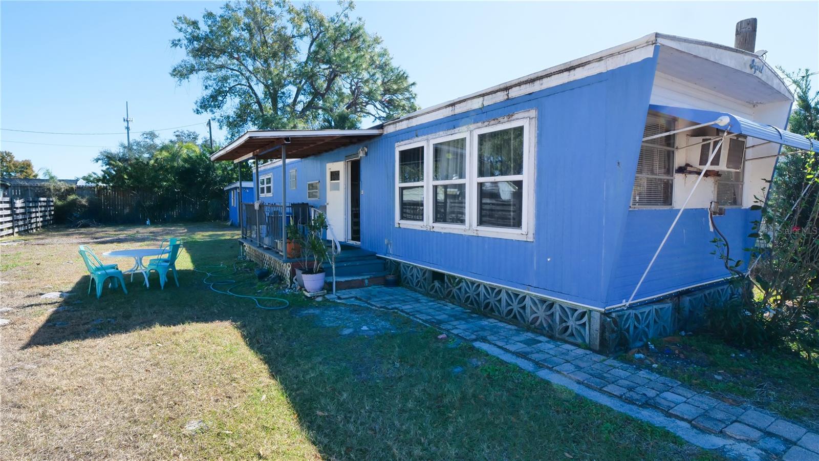 4881 VICTORIA AVENUE, SARASOTA, FL, 34233 3 4881 VICTORIA AVENUE