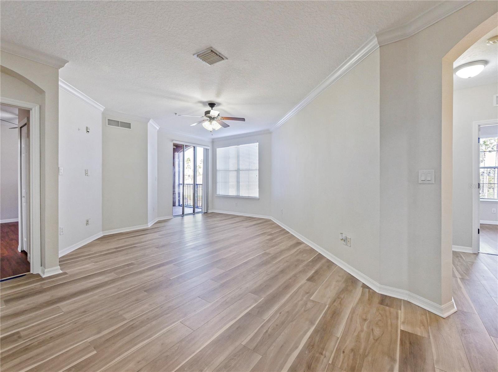 8168 BOAT HOOK LOOP 207