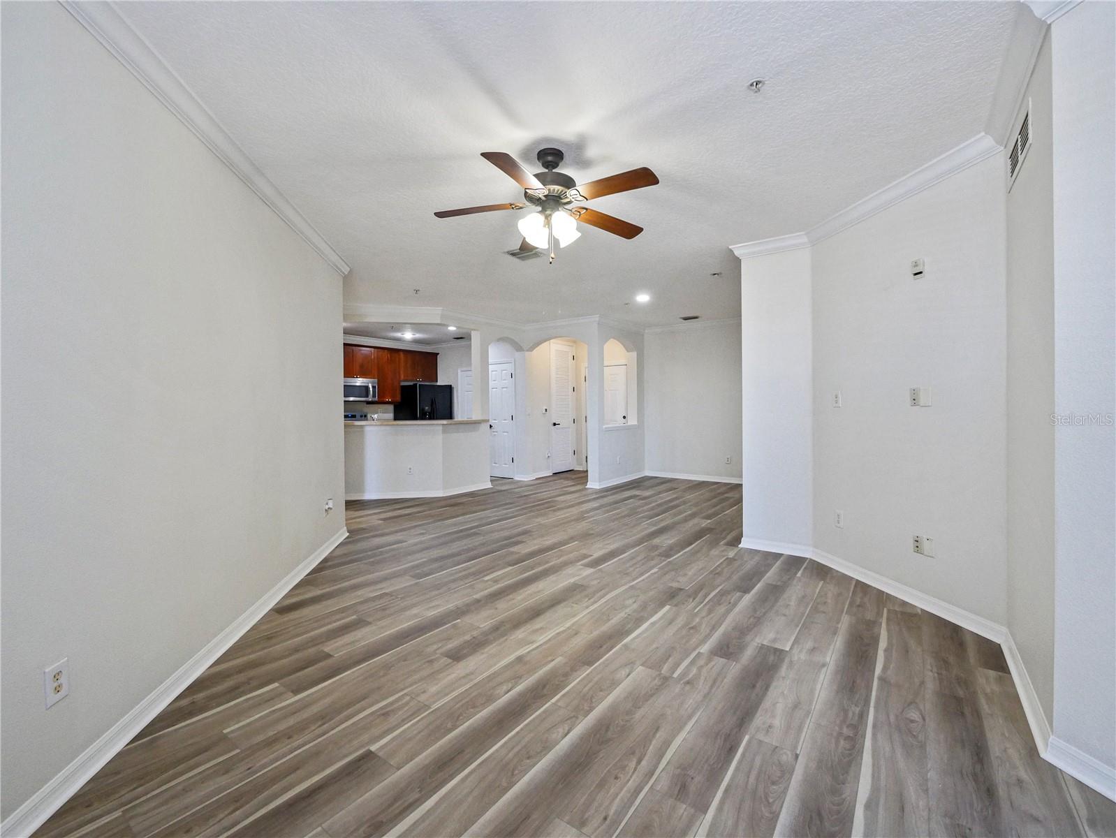 LAKESIDE/LKS/WINDERMERE - Residential