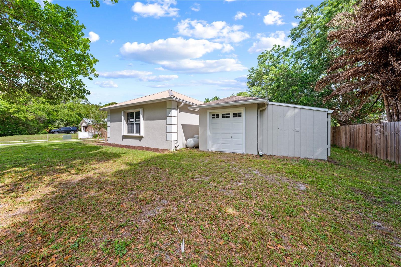 TUCKER ESTATES - Residential