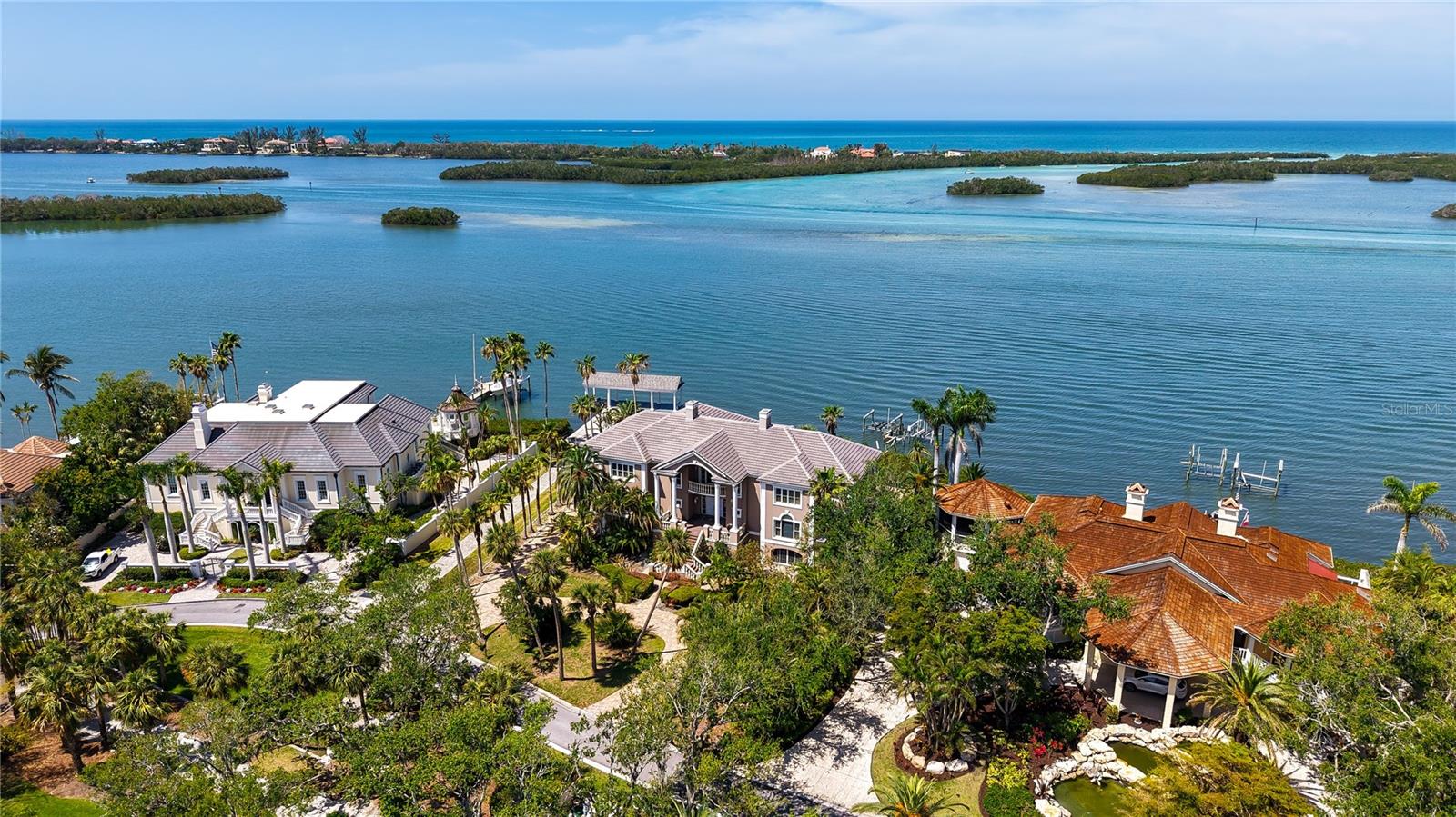 112 OSPREY POINT DRIVE