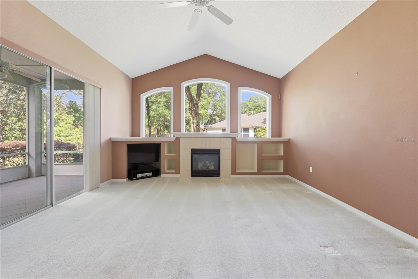 CROSS CREEK PH 03 - Residential