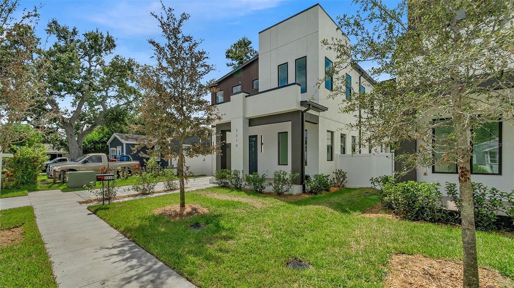 Photo of 3310 Tarlton Street N, St Petersburg, FL 33713 (MLS # TB8432281)