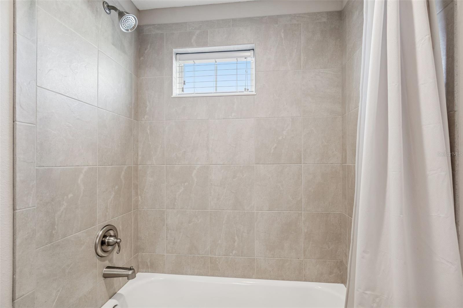 VILLAS DEL LAGO PH 2 - Residential