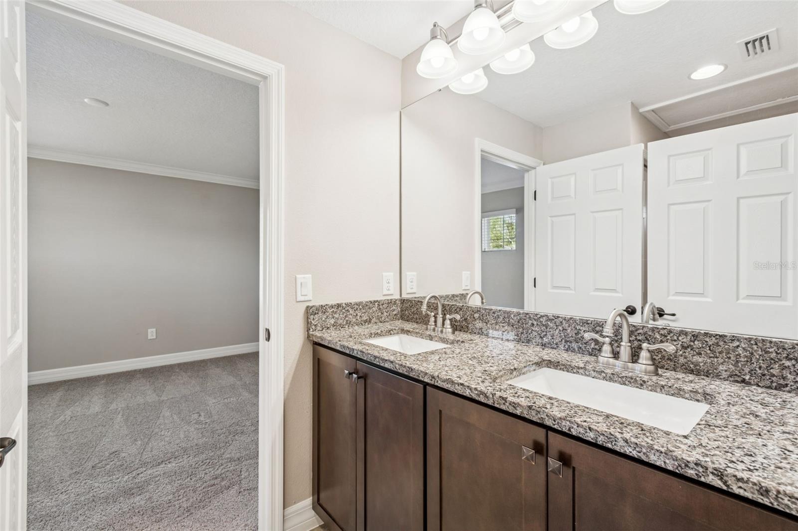 VILLAS DEL LAGO PH 2 - Residential