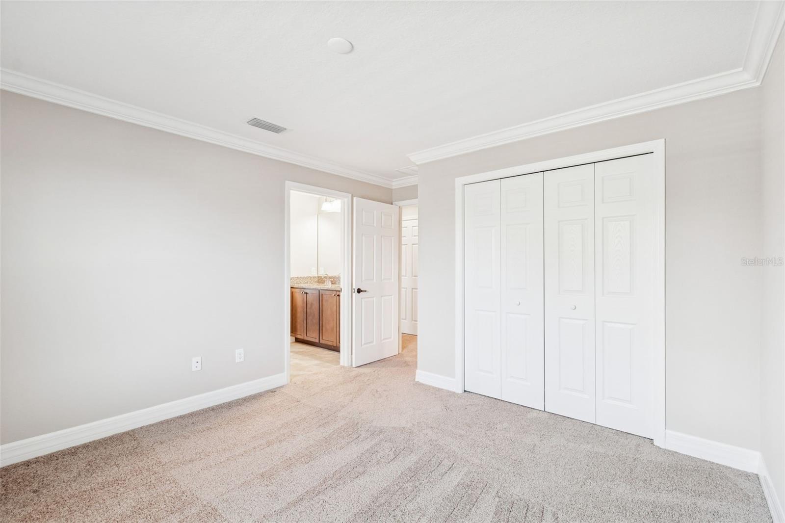 VILLAS DEL LAGO PH 2 - Residential