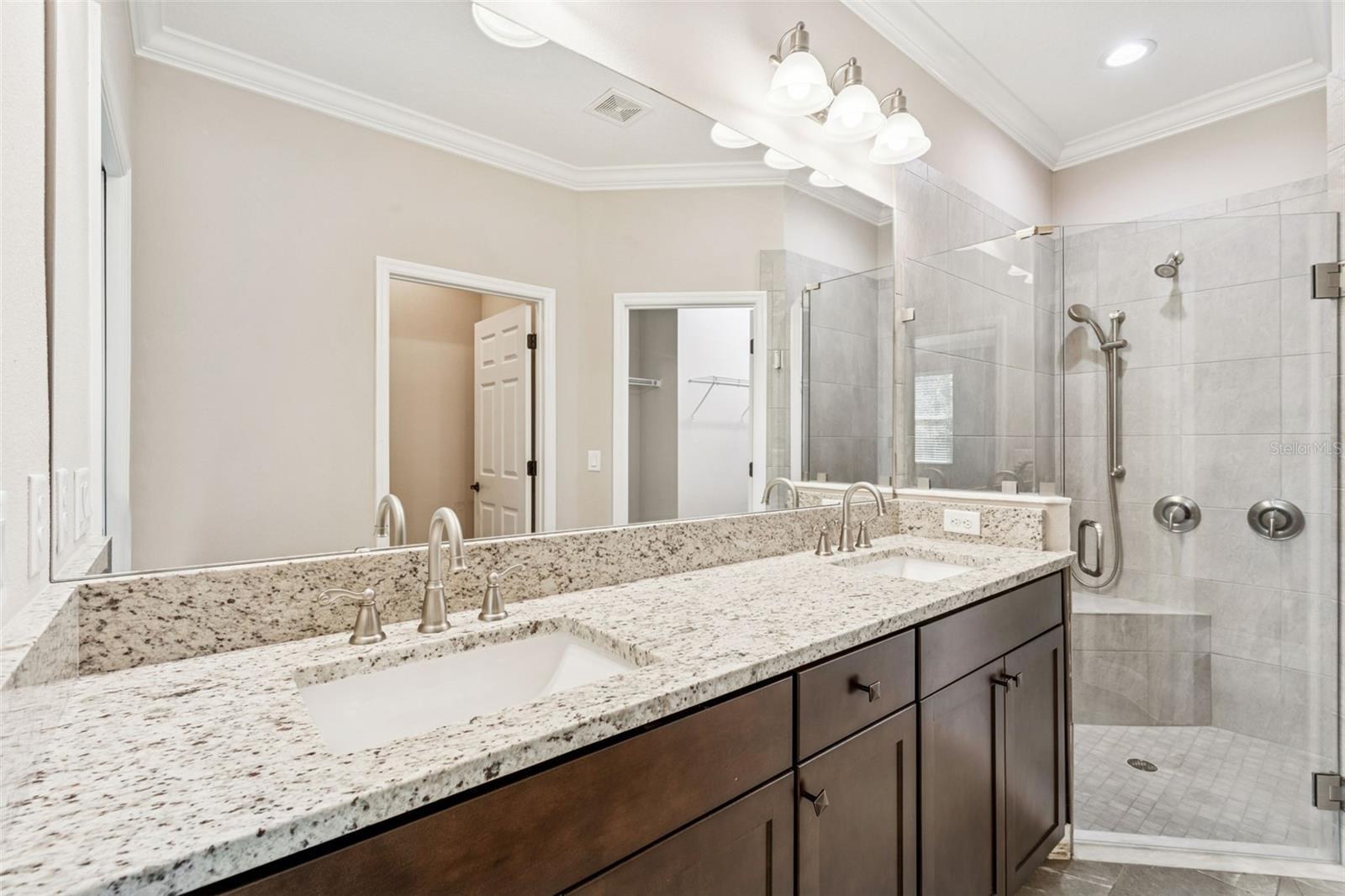 VILLAS DEL LAGO PH 2 - Residential