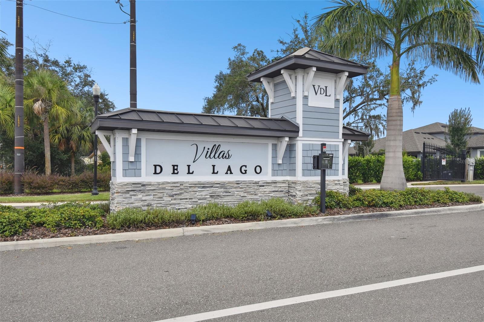 VILLAS DEL LAGO PH 2 - Residential