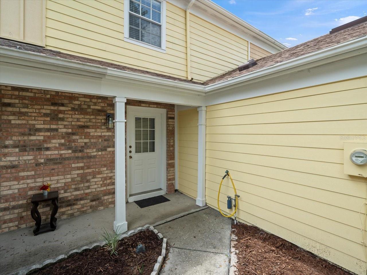 6114 OAK CLUSTER CIRCLE
