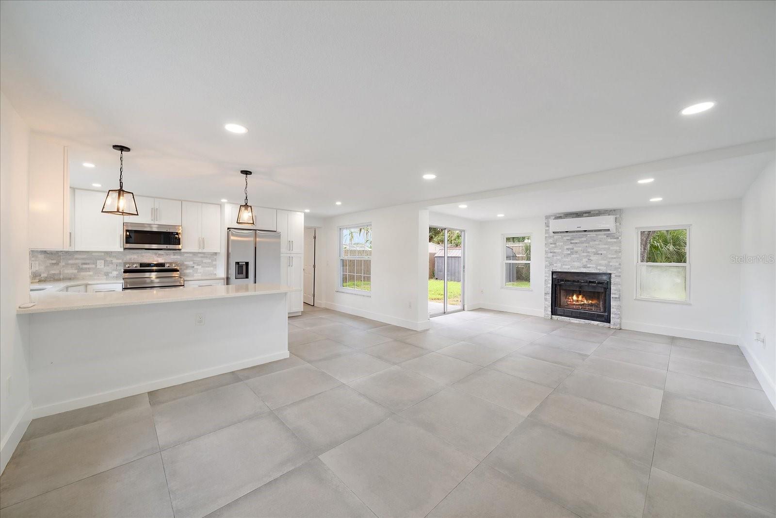 3959 COLERIDGE PLACE