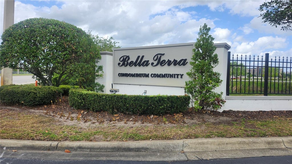 Photo of 2537 Maitland Crossing Way #107, Orlando, FL 32810 (MLS # V4951458)