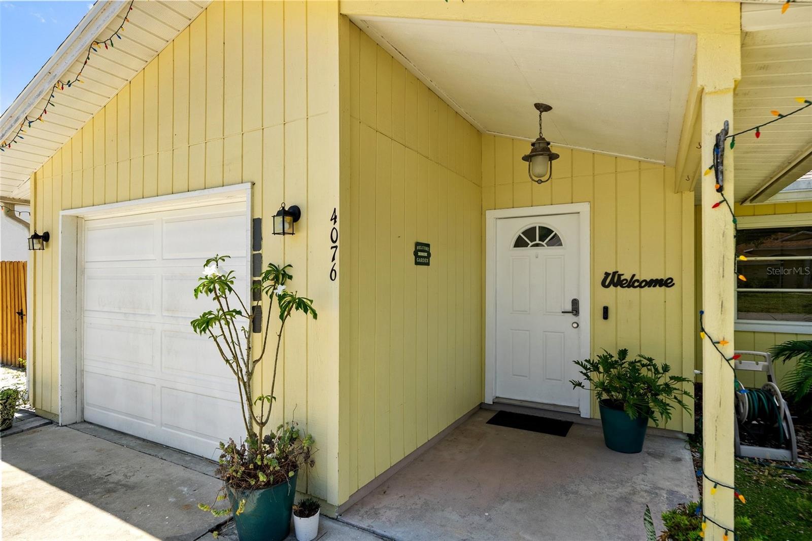 4076 VANA DRIVE