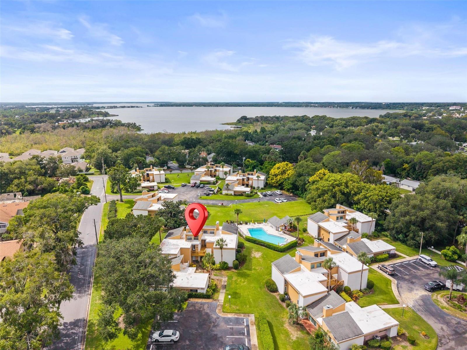 BUNKER HILLS INC - Residential Lease
