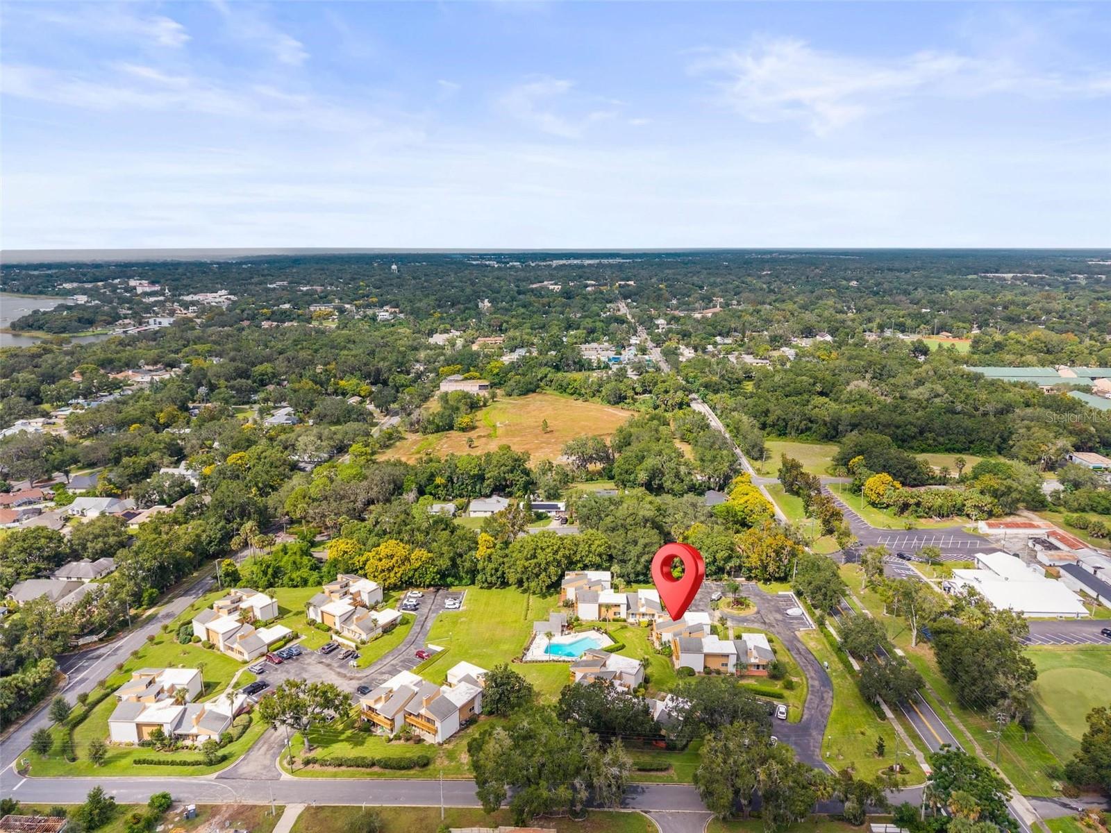 BUNKER HILLS INC - Residential Lease