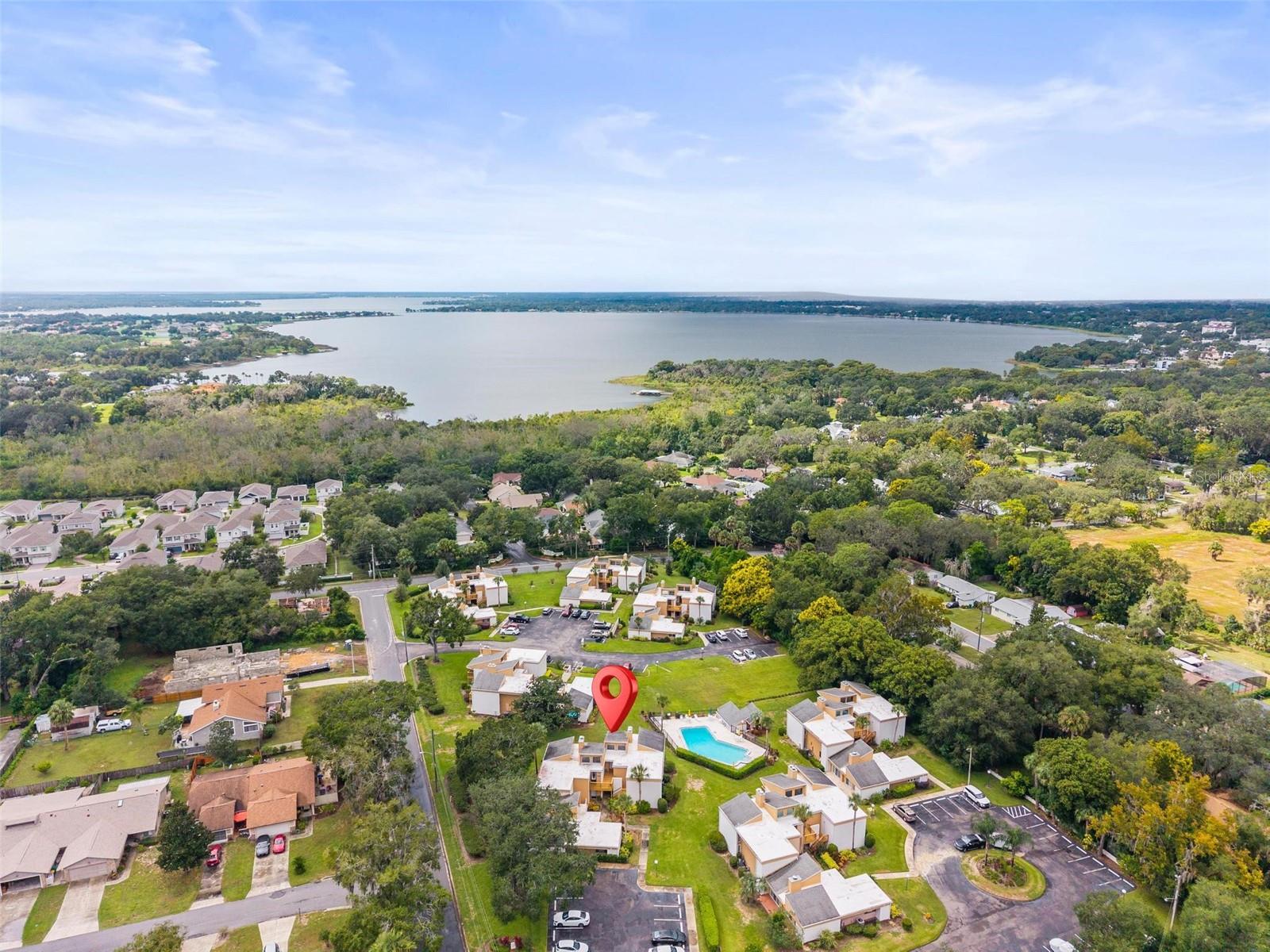 BUNKER HILLS INC - Residential Lease