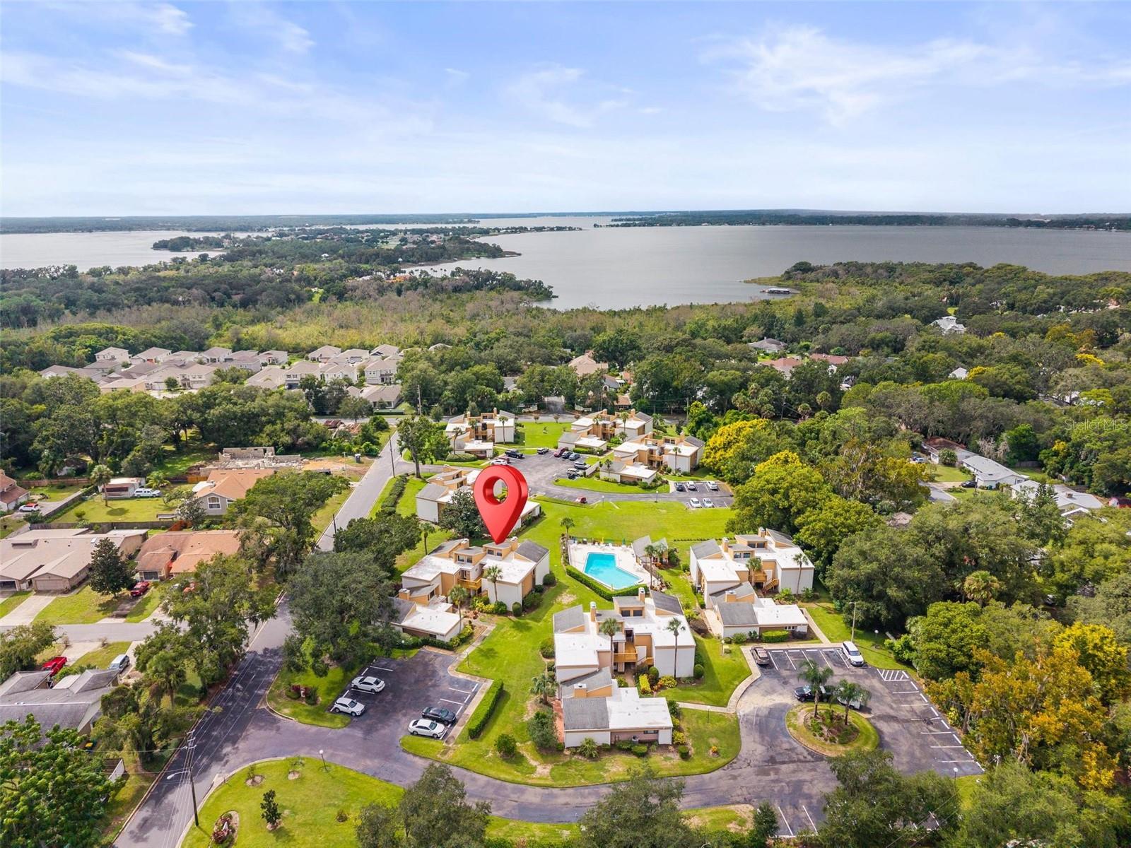 BUNKER HILLS INC - Residential Lease