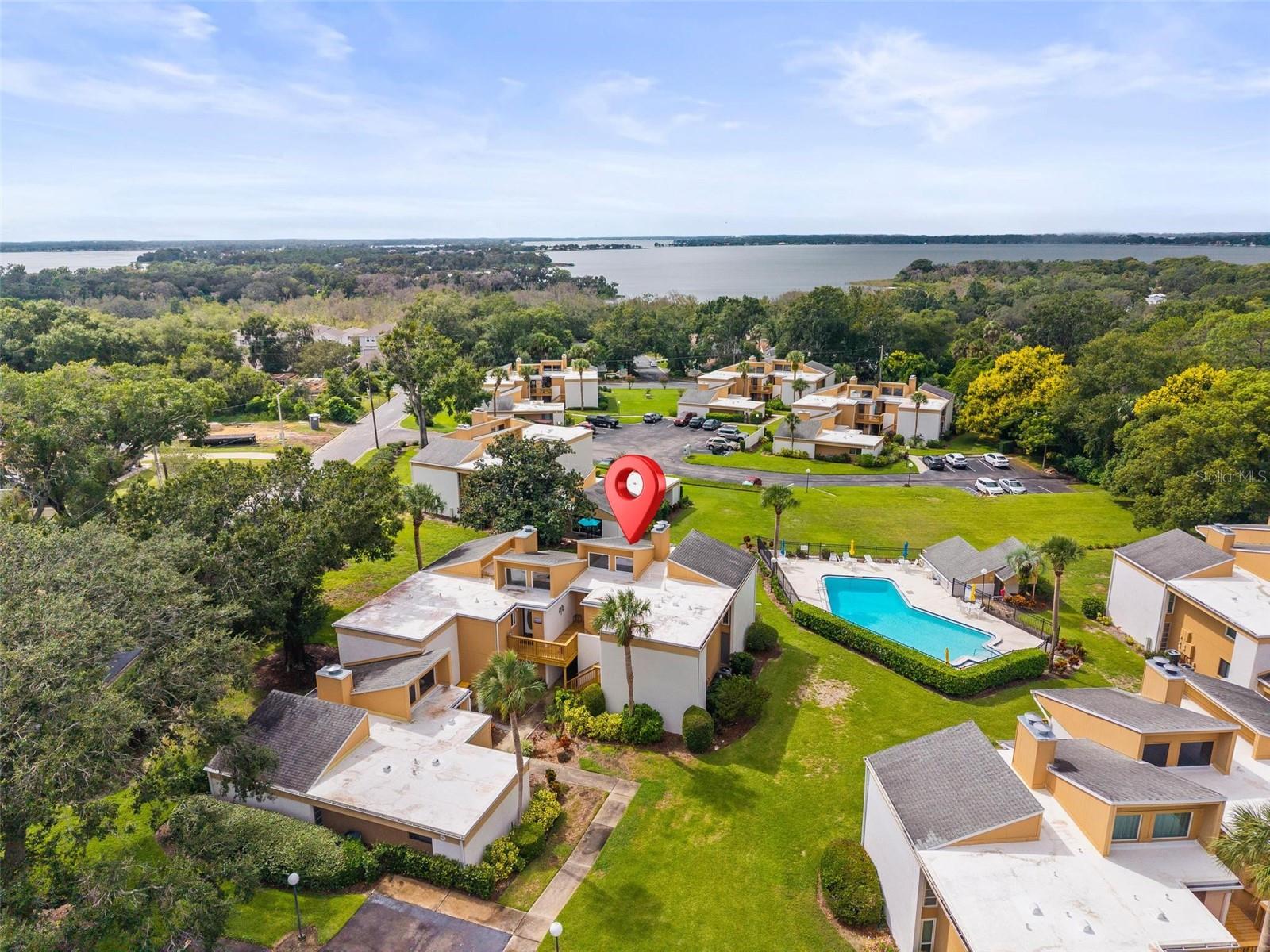 BUNKER HILLS INC - Residential Lease