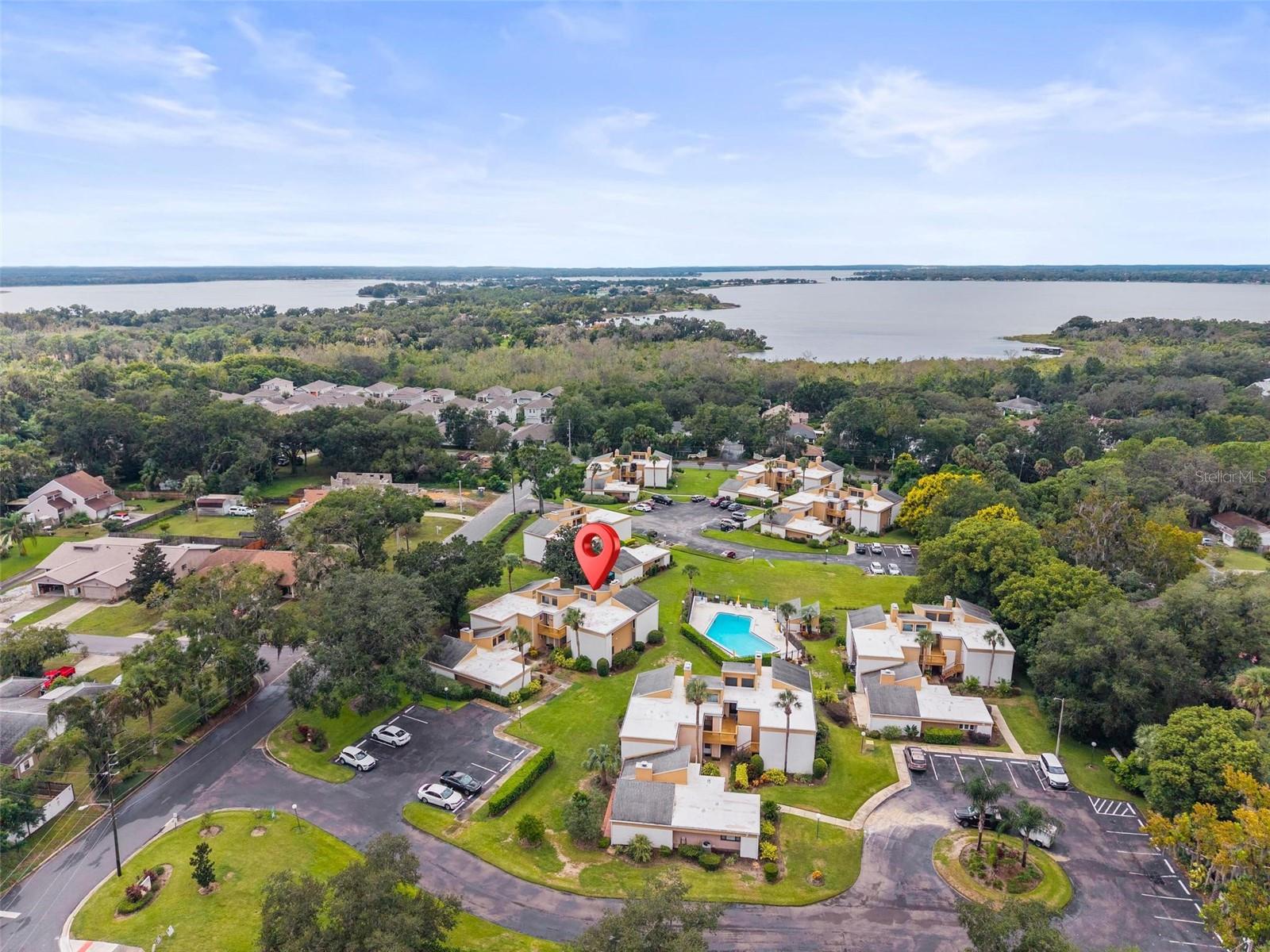 BUNKER HILLS INC - Residential Lease
