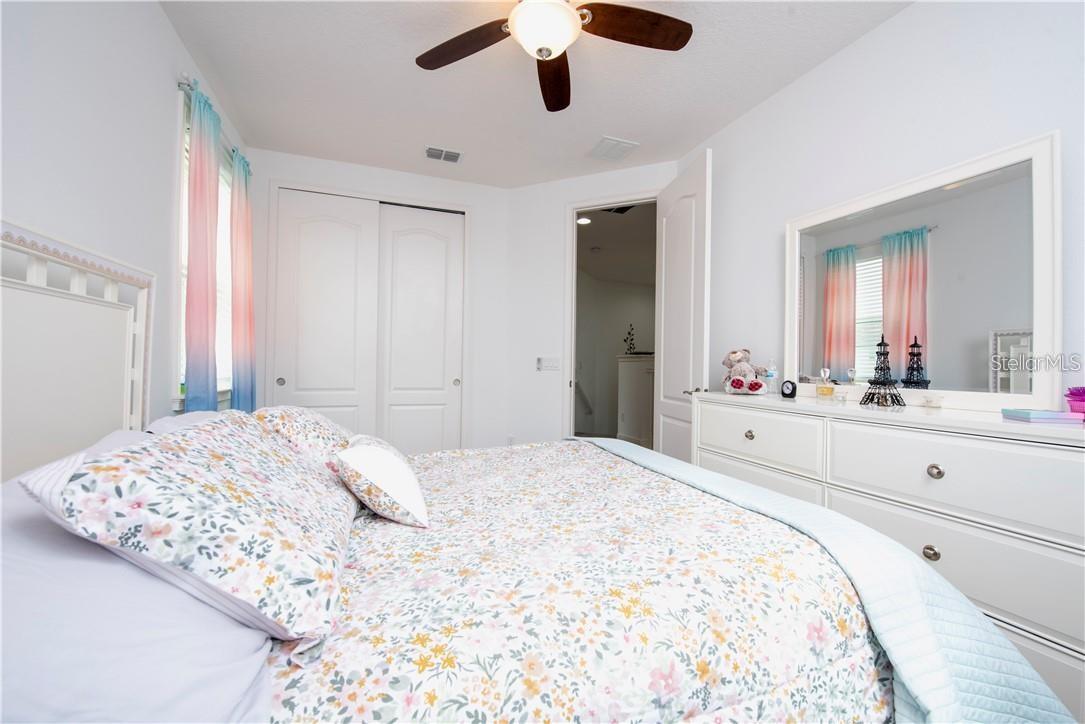 EAGLE CRK VILLAGE L PH 3B - Residential Lease