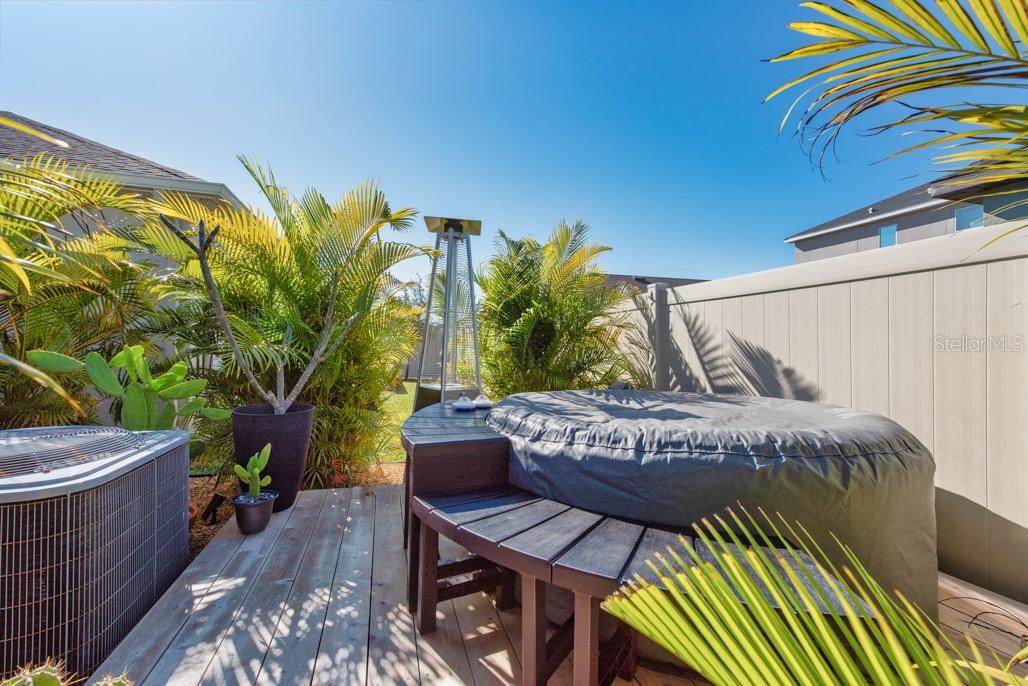 RIVER BEND VILLAGE - Residential