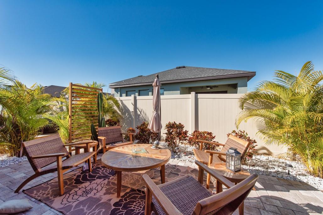 RIVER BEND VILLAGE - Residential