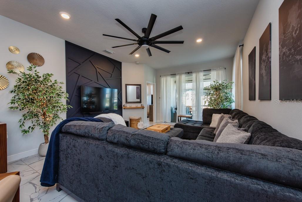 RIVER BEND VILLAGE - Residential