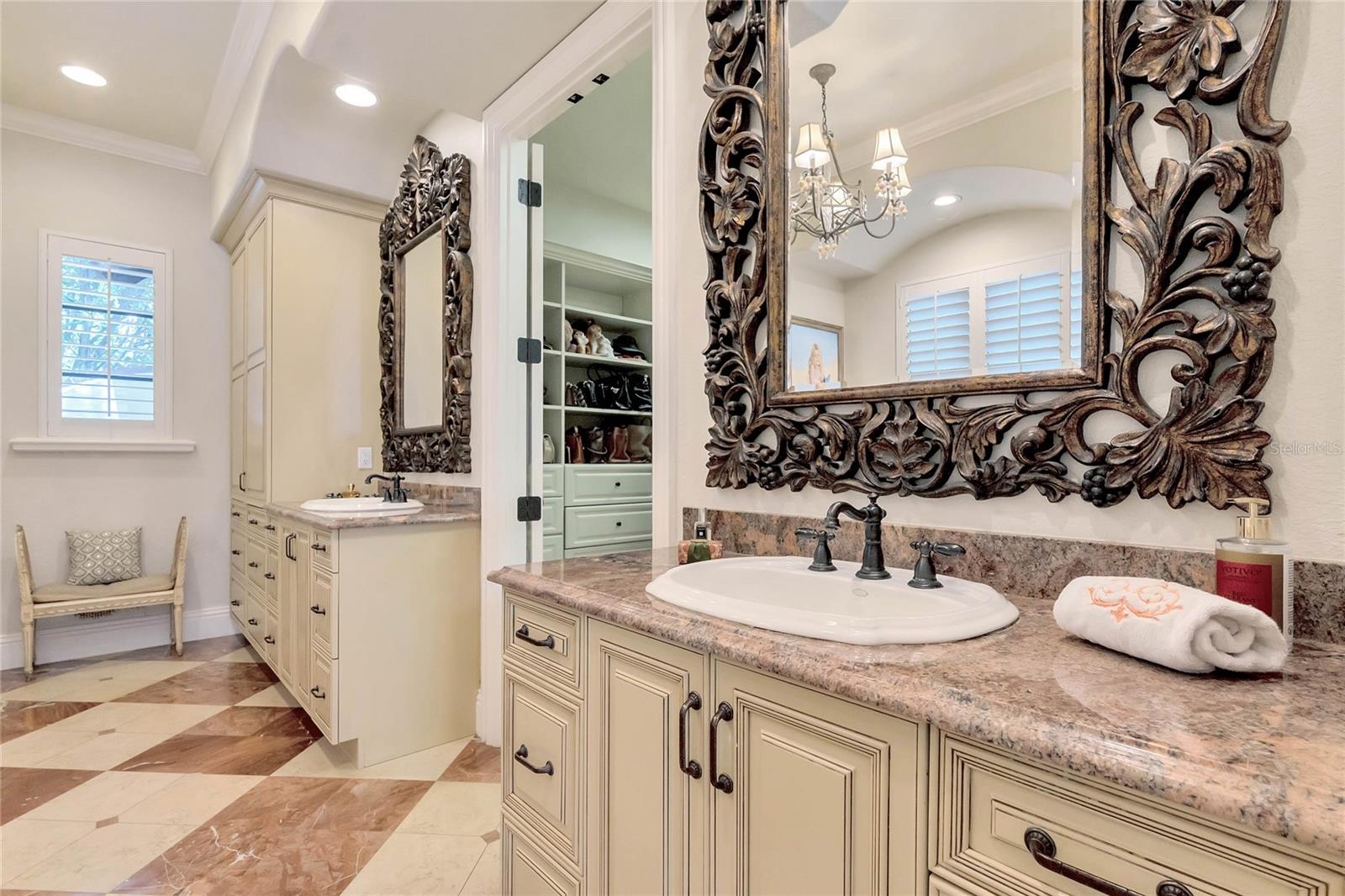 COMSTOCK PARK - Residential