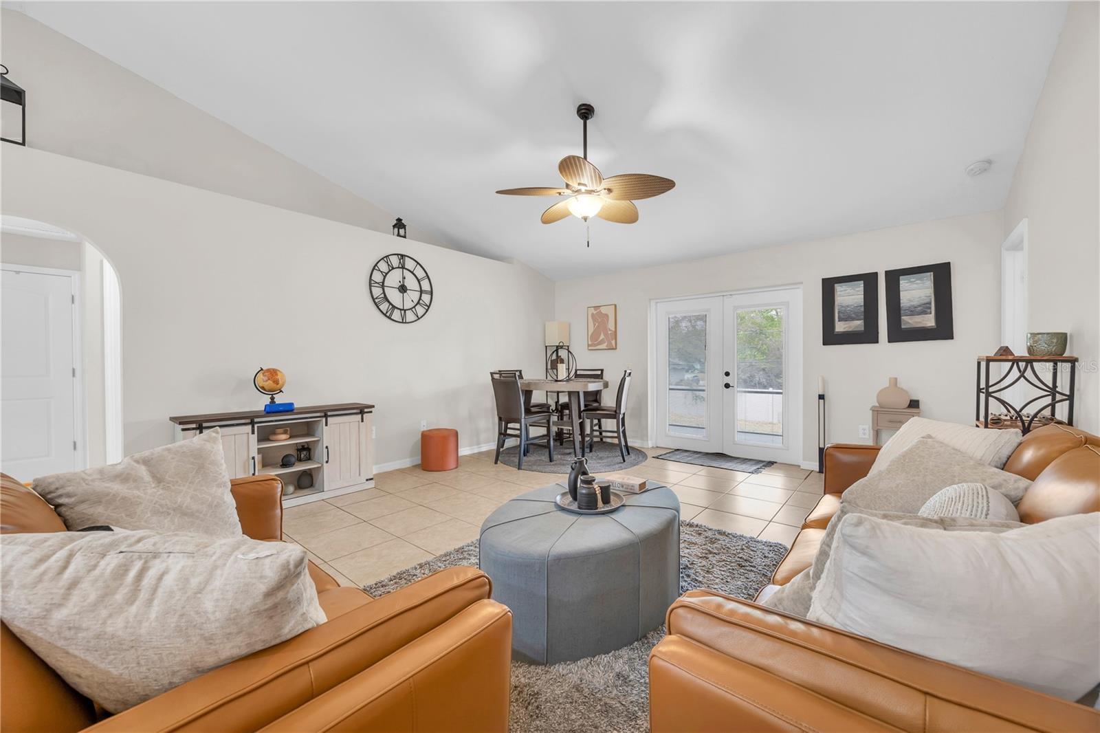 DELTONA LAKES UNIT 32 - Residential