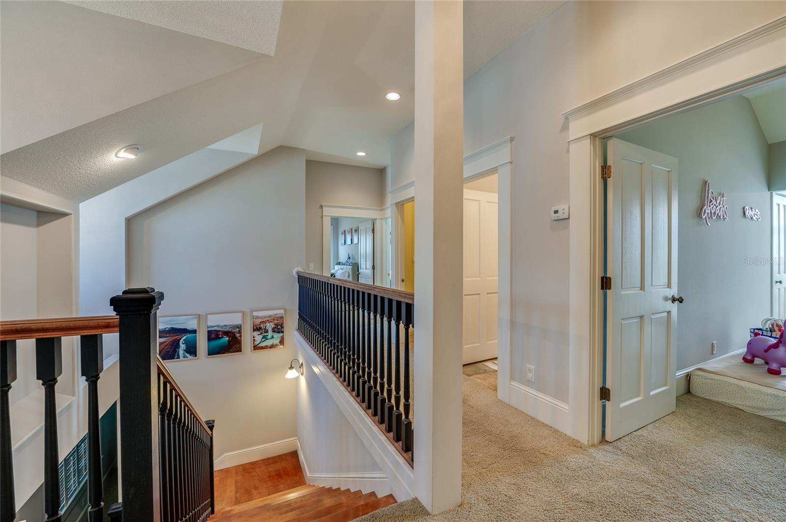 HICKORY LANE - Residential