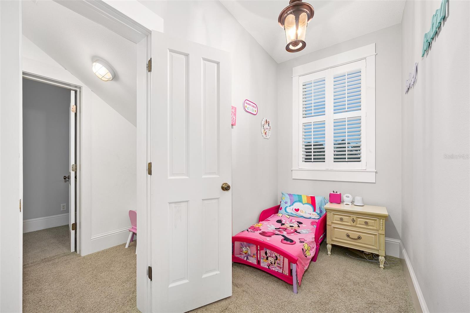 HICKORY LANE - Residential