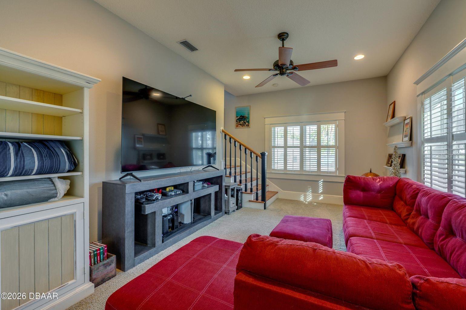 HICKORY LANE - Residential