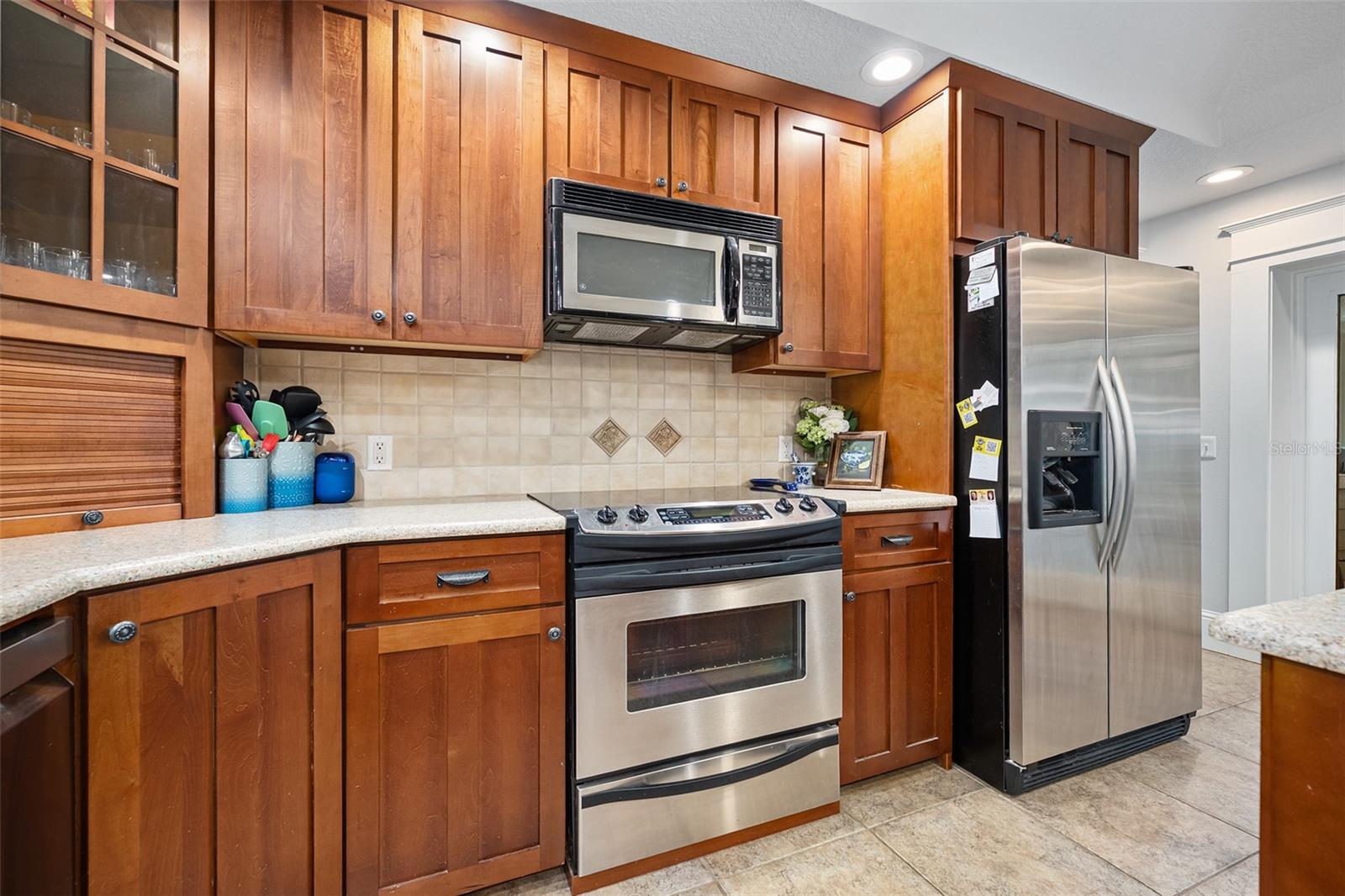 HICKORY LANE - Residential