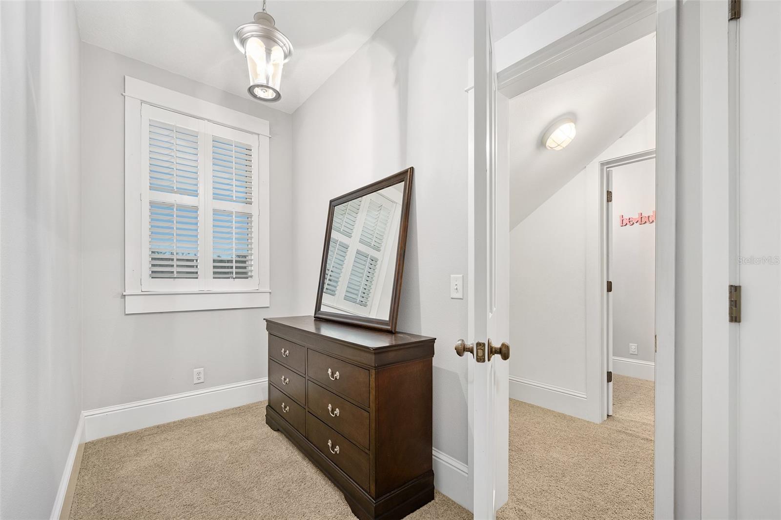 HICKORY LANE - Residential