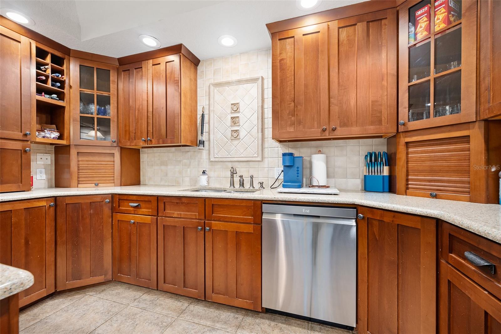 HICKORY LANE - Residential