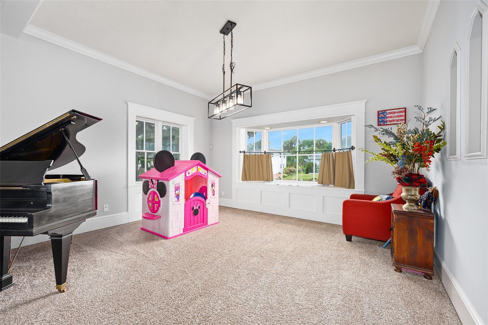 HICKORY LANE - Residential