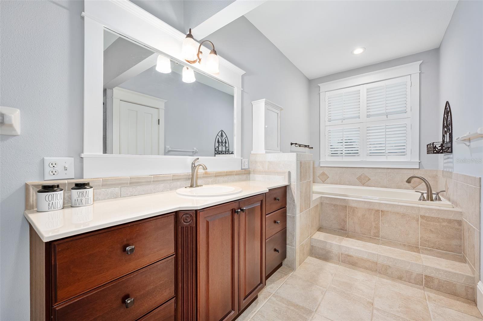 HICKORY LANE - Residential