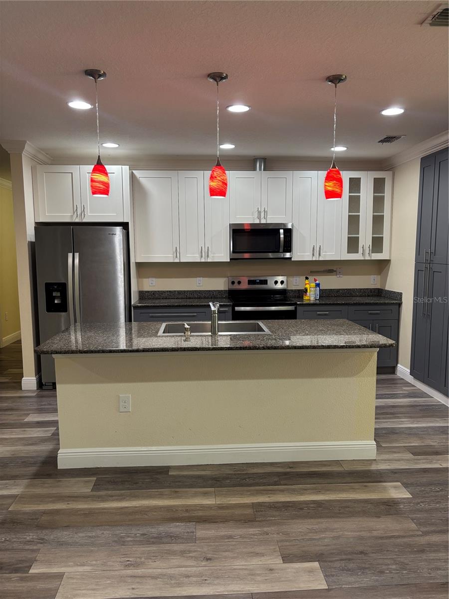 SPRING HILL - Residential Lease