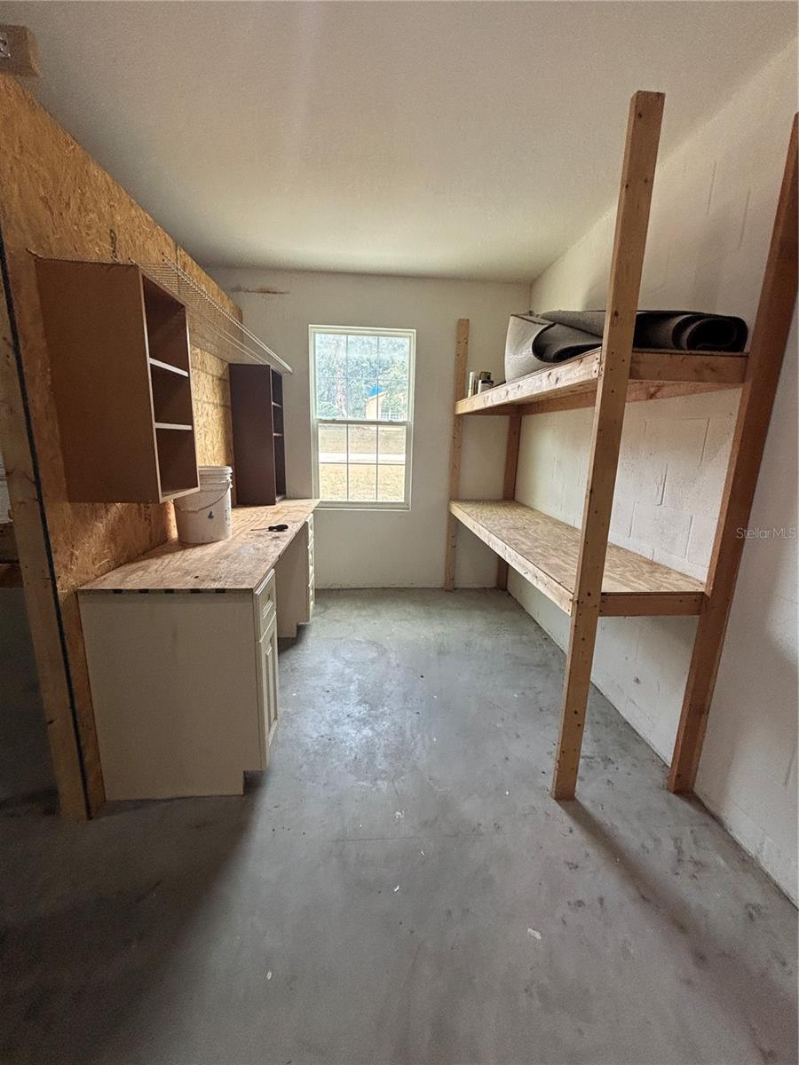 SPRING HILL - Residential Lease