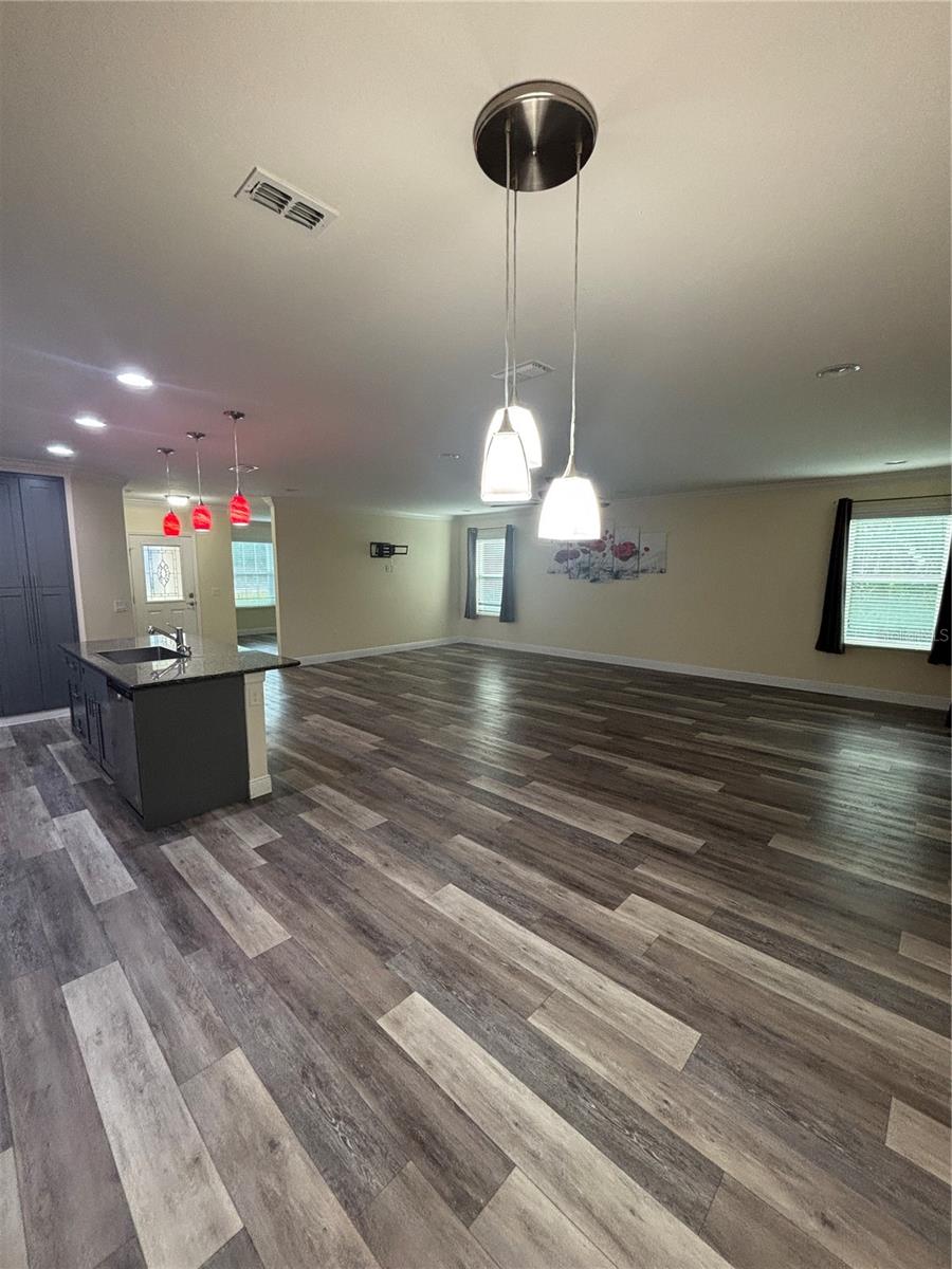 SPRING HILL - Residential Lease