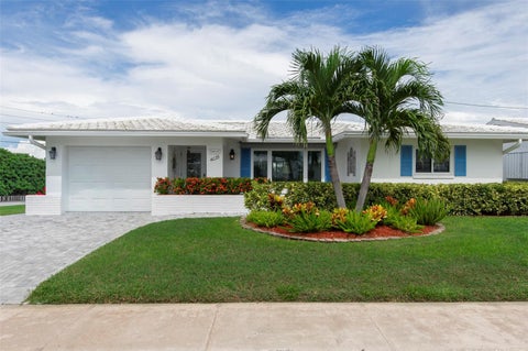 Photo of 4035 Mainlands Boulevard N, Pinellas Park, FL 33782 (MLS # TB8545550)