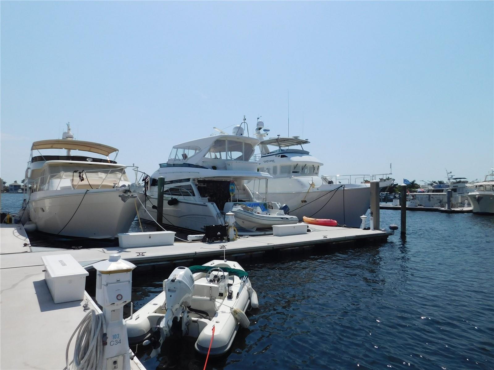 RIVIERA DUNES MARINA - Residential